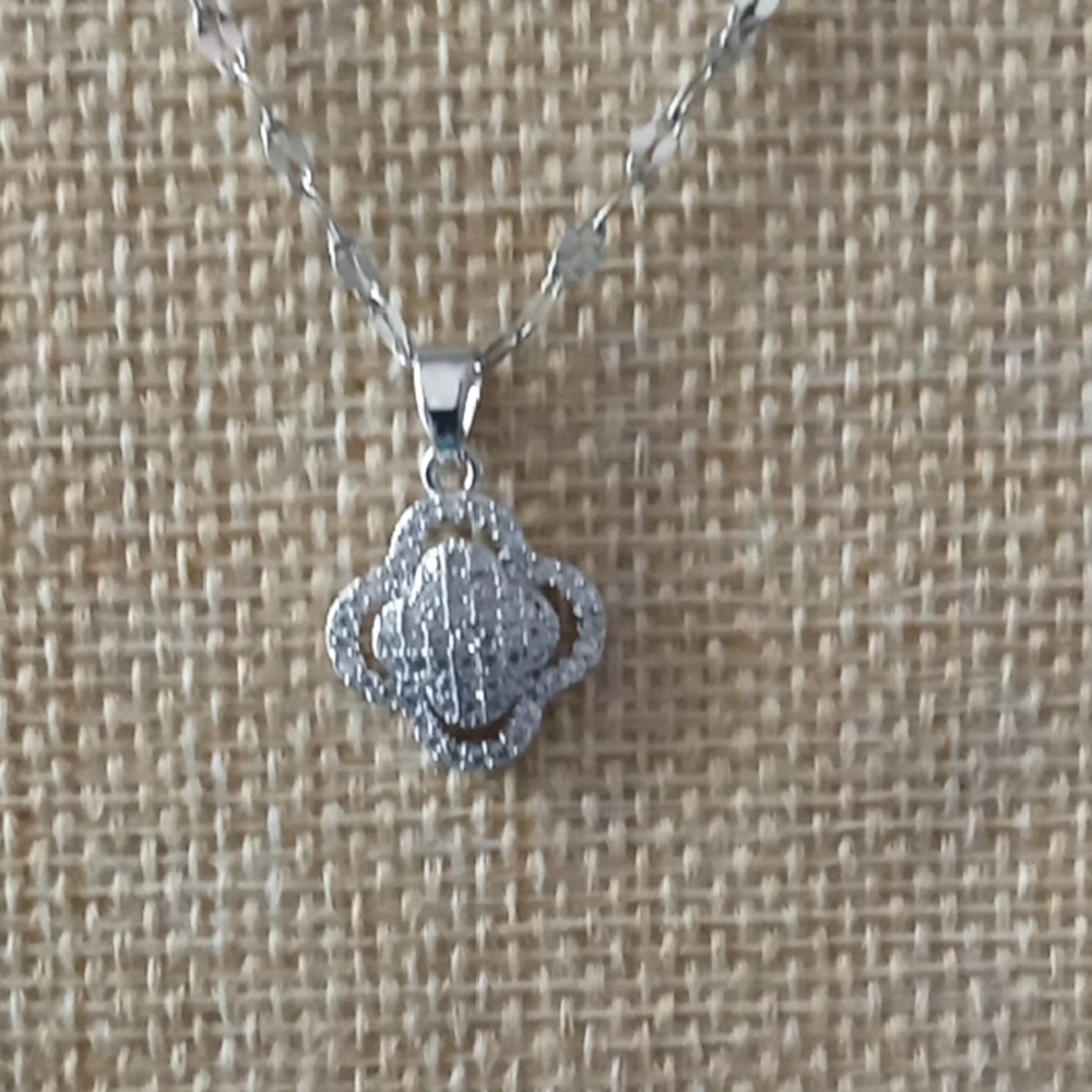 Elegant Silver Pendant Necklace - Picture 2 of 5